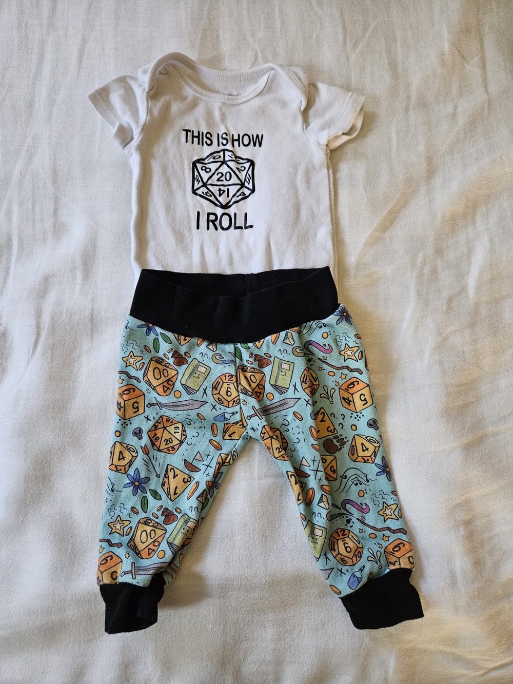 Baby Onesie & Dice Print Pants Set - Dungeons and Dragons 0-3 Months